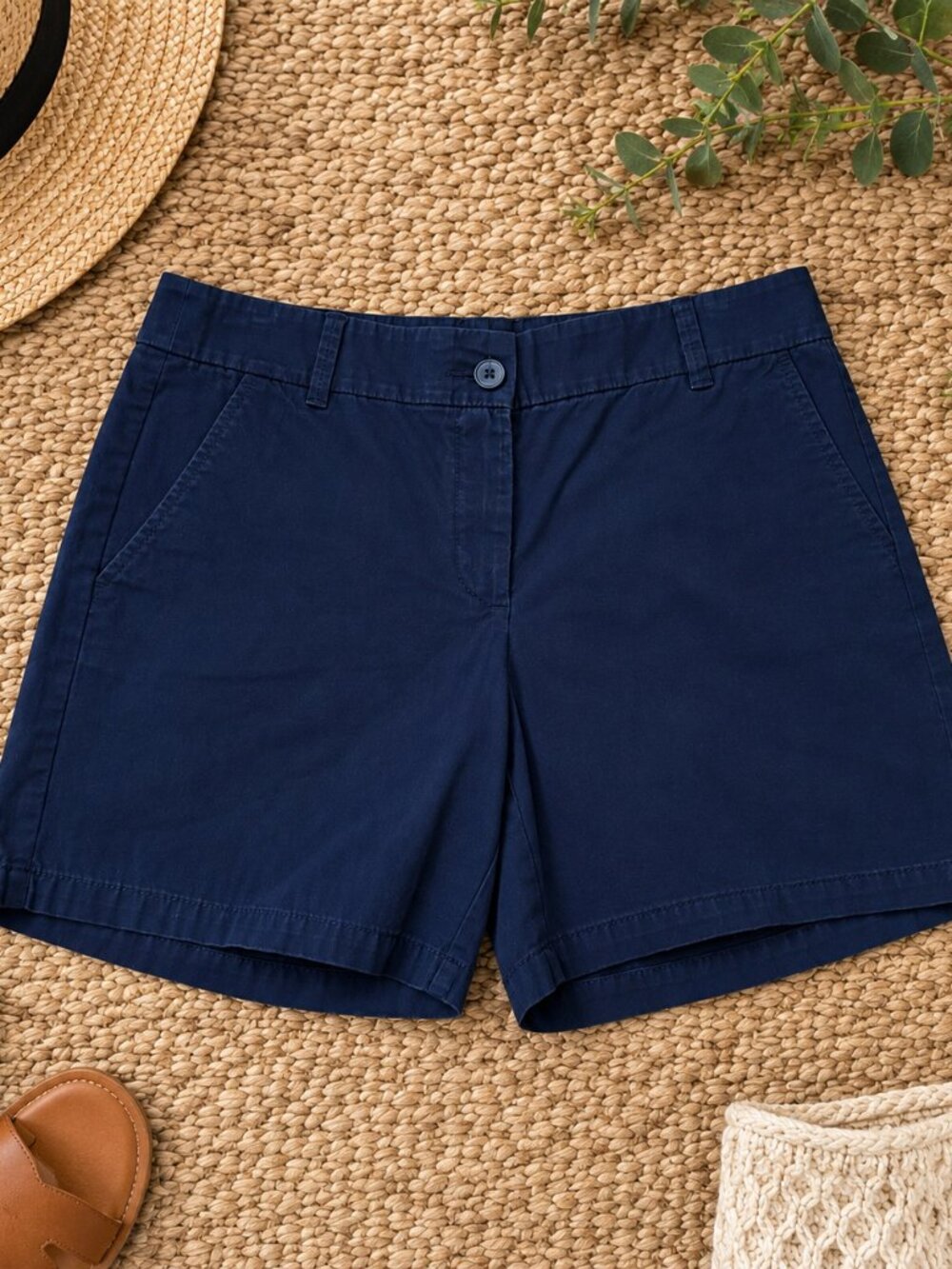 LOFT Outlet Navy Shorts Size 4 Classic Casual Chino Summer Shorts 100% cotton